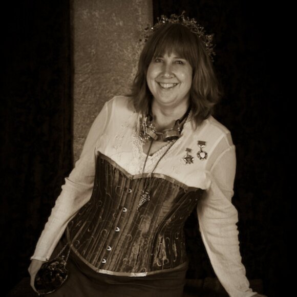 Meet your Posher, Sharon - Picture 12 of 15